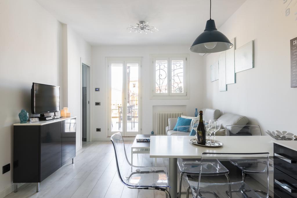 Attico Del Duomo Appartement Modena Buitenkant foto